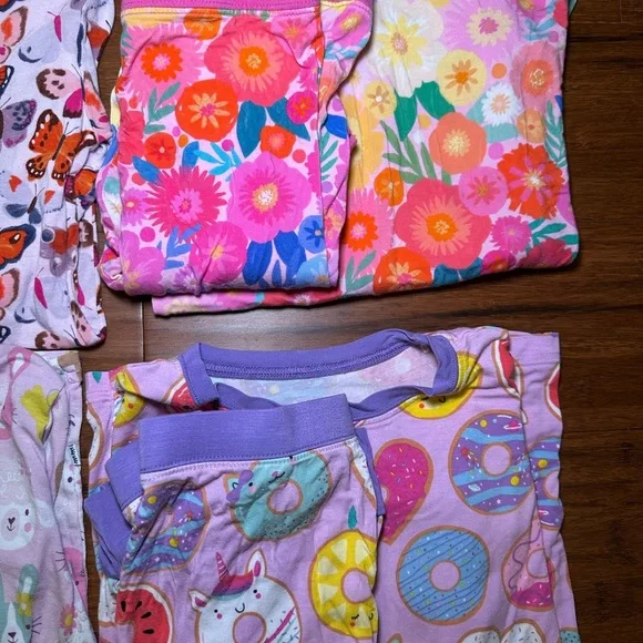 Little Sleepies Disney Princess and more Bamboo Long Pant & Sleeve size 7/8 EUC - Picture 4 of 7